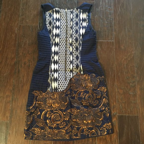 Anthropologie Floreat Mika Embroidered Jacquard Shift Dress Size 6 - Picture 5 of 8